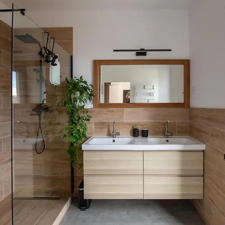 Maison, Piscine & Vue Sur La Cite De Willa